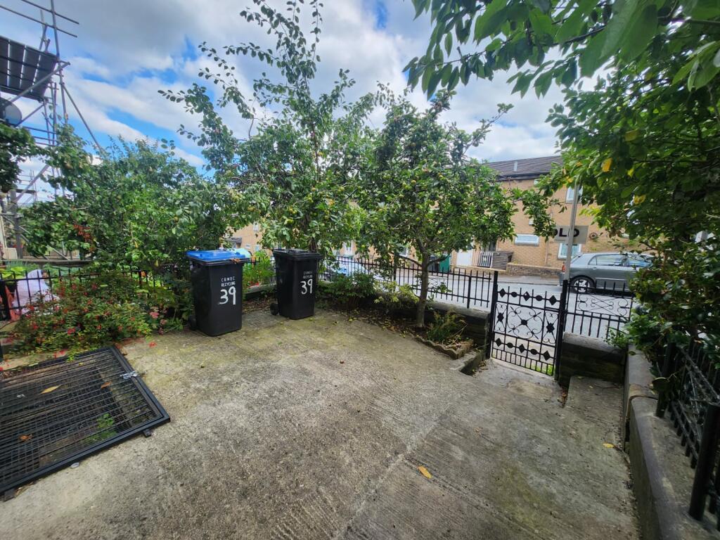 Additional property image - Lilly Street, BD8 7PQ