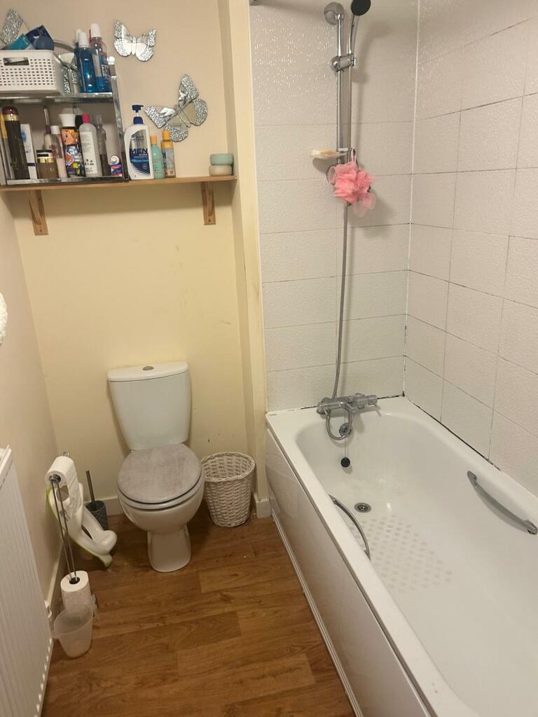 Additional property image - Far Park Drive, BD10 0AT