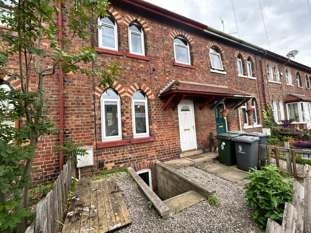 Main image of property: Midland Terrace, BD2 1AP