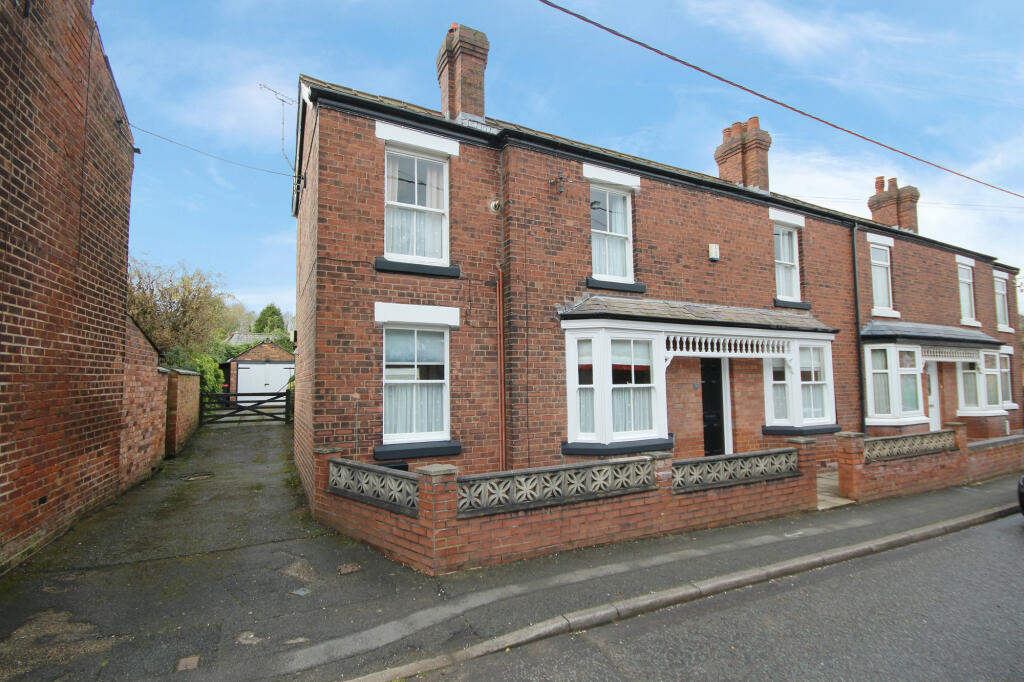 2 bedroom semidetached house for sale in West Road, Weaverham, CW8