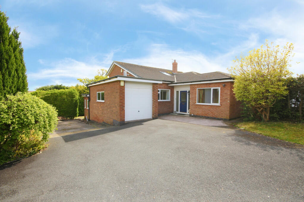 5 bedroom detached house for sale in Wall Hill Way, Acton Bridge, CW8