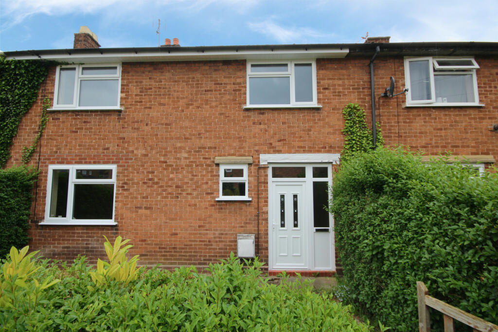 3 bedroom terraced house for sale in St. Marys Avenue, Weaverham, CW8