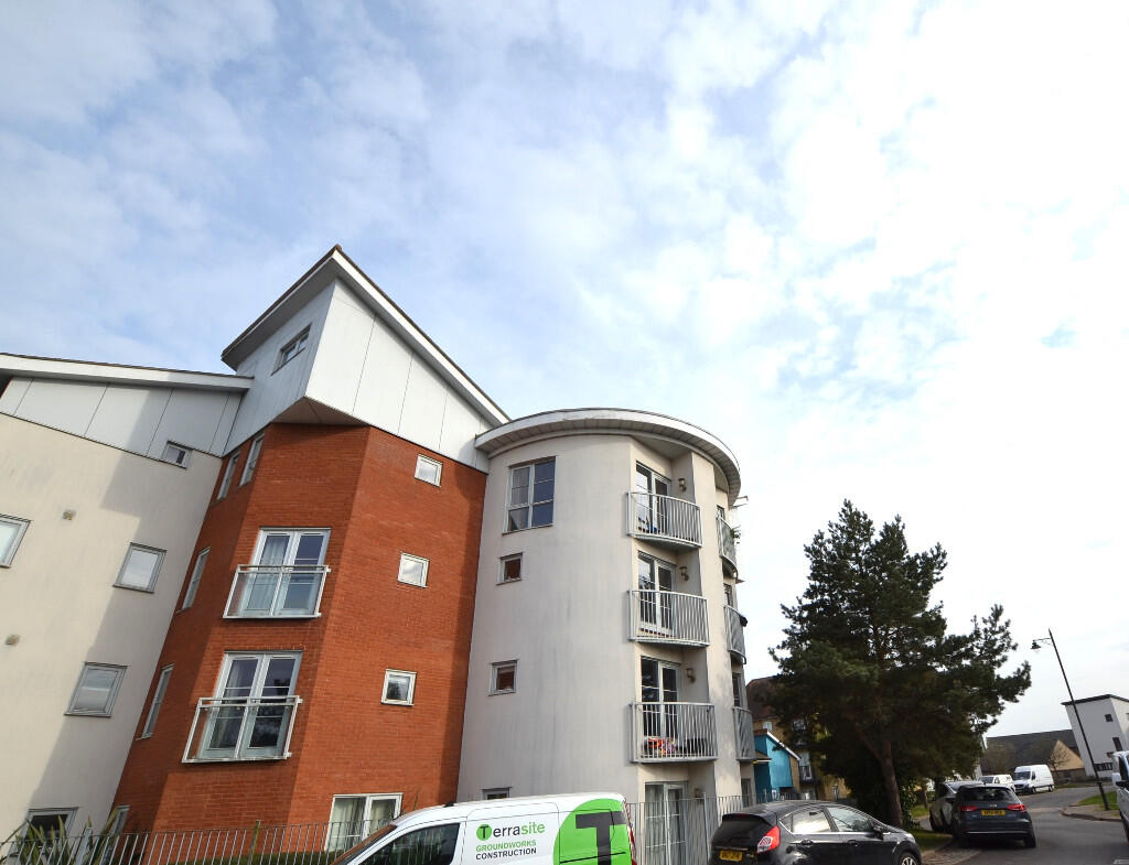 Main image of property: Fen Bight Circle, Ipswich, Suffolk, IP3