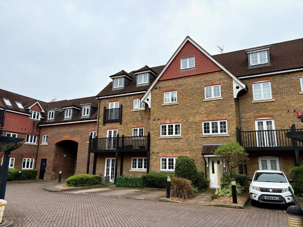 Main image of property: Copthorne Common Road, RH10
