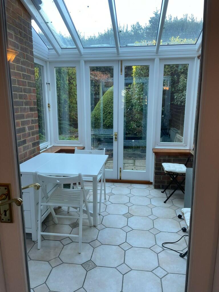 Additional property image - Sir Josephs Walk,Harpenden,AL5 2DT