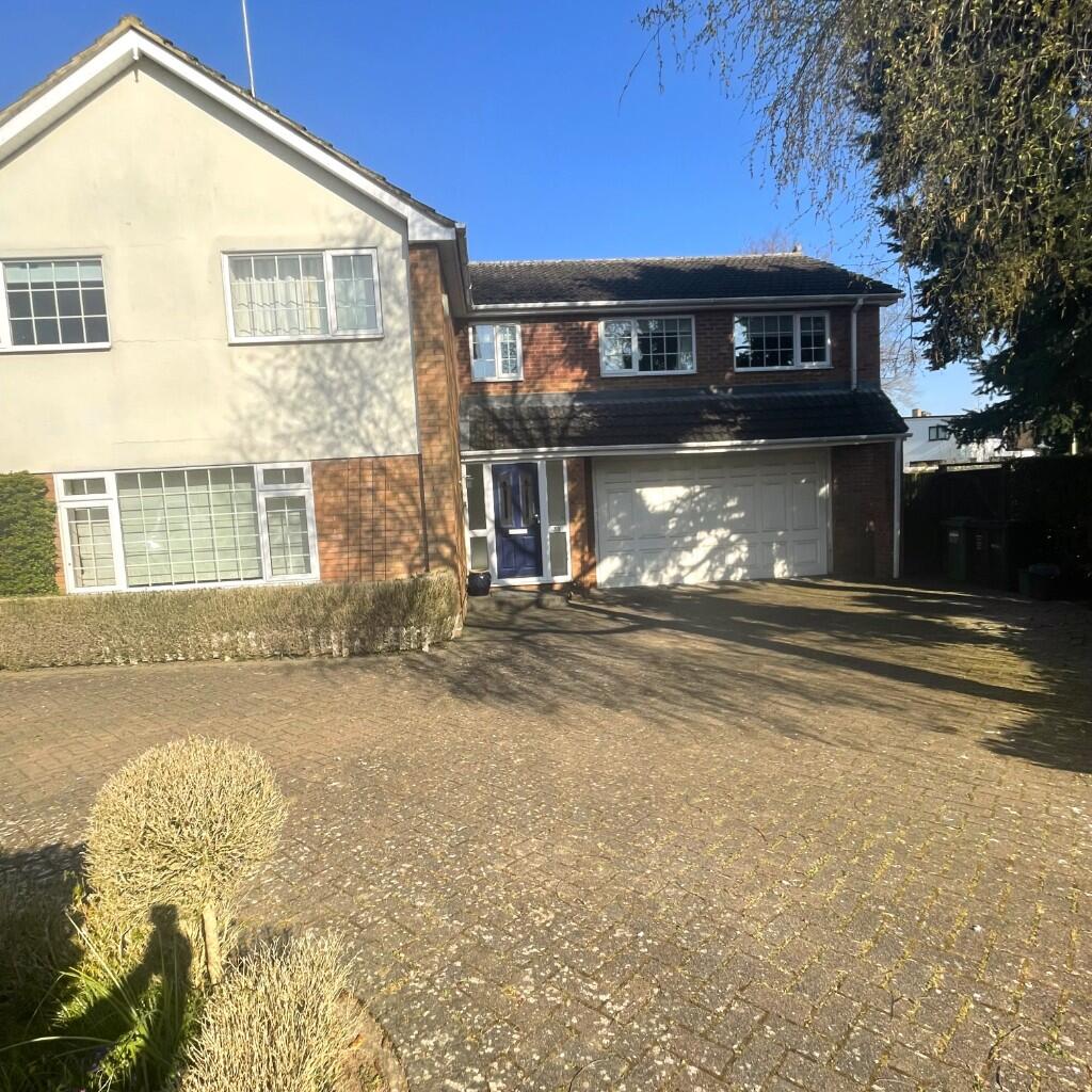 Main image of property: Harpenden