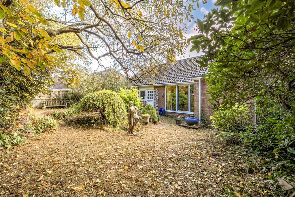 Main image of property: Roe Lane, Newcastle, Staffordshire