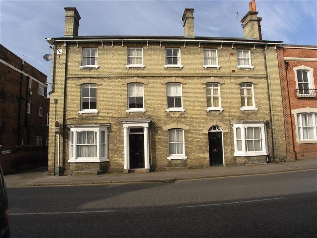 Main image of property: Hitchin Street, Baldock