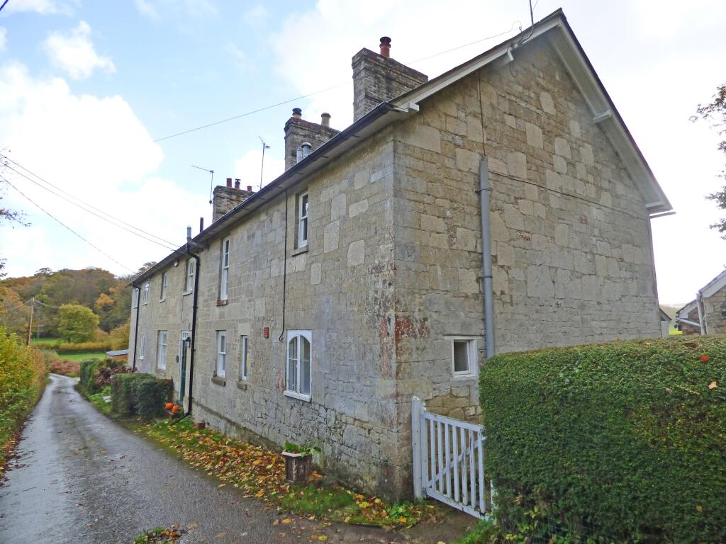 Main image of property: Jays Folly, Sutton Road, Fovant