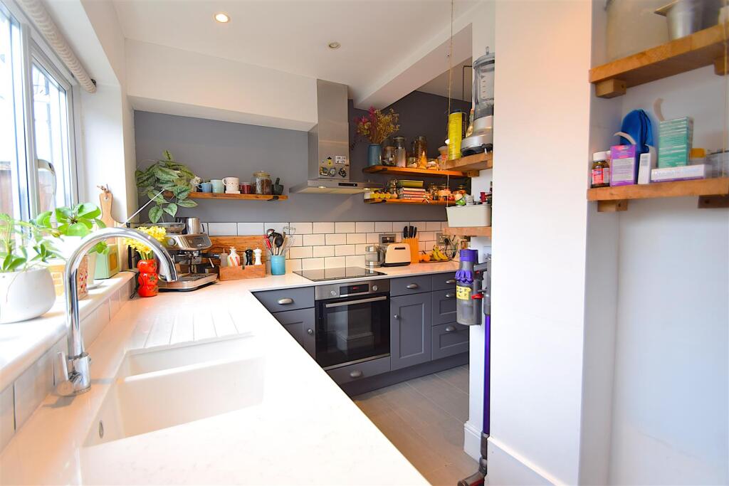 Additional property image - Bradley Crescent, Shirehampton, Bristol