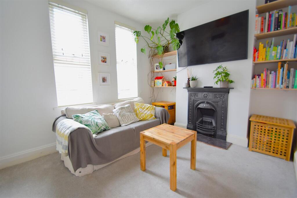 Additional property image - Bradley Crescent, Shirehampton, Bristol