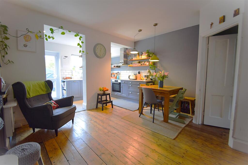 Additional property image - Bradley Crescent, Shirehampton, Bristol