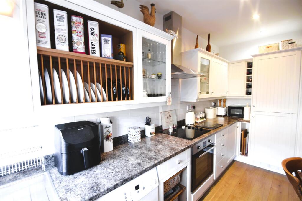 Additional property image - Bradley Avenue, Shirehampton