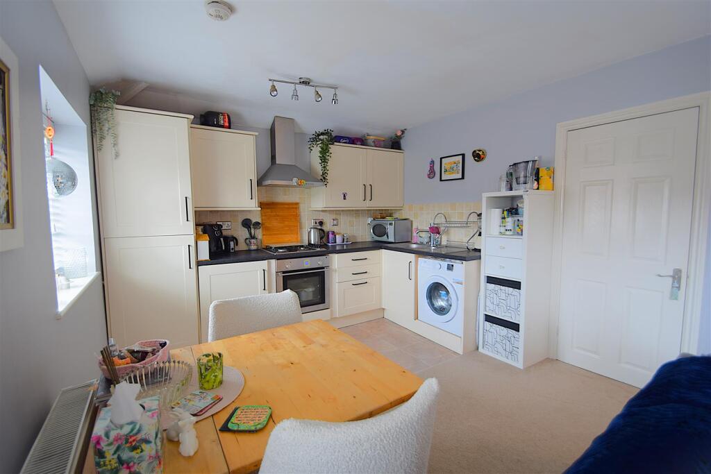 Additional property image - Shirehampton Road, Sea Mills, Bristol