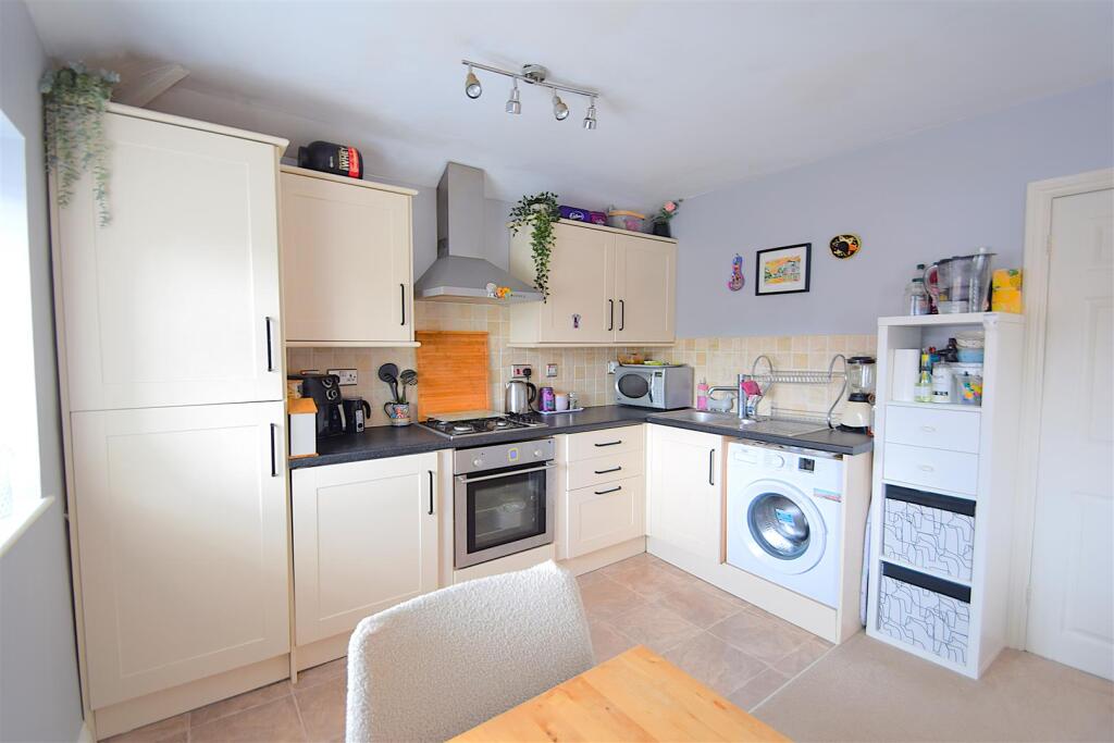 Additional property image - Shirehampton Road, Sea Mills, Bristol