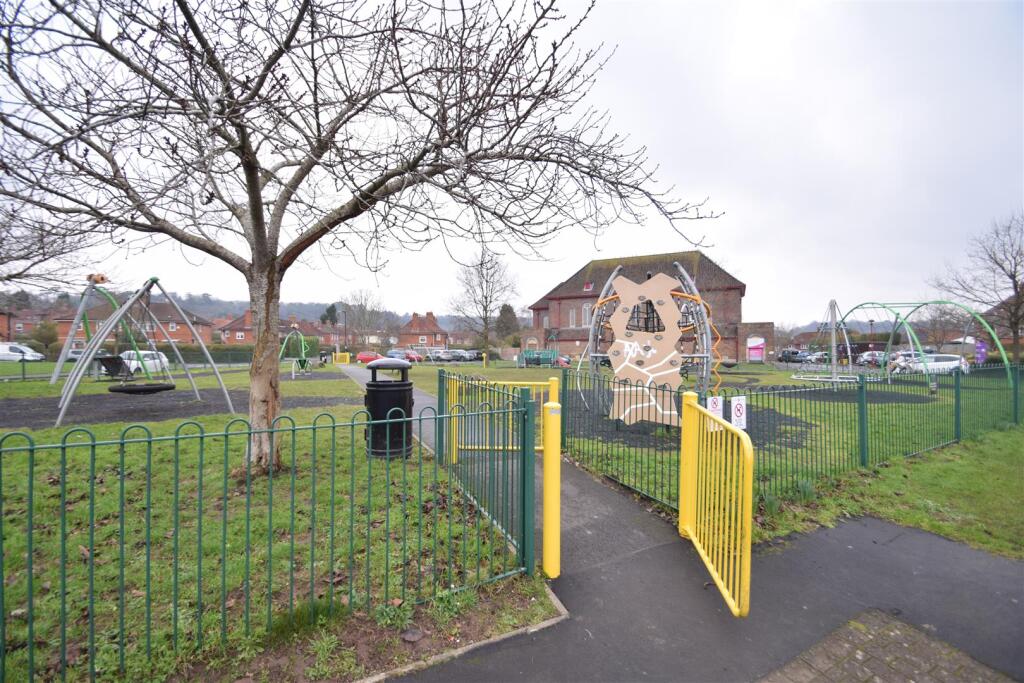 Additional property image - Shirehampton Road, Sea Mills, Bristol