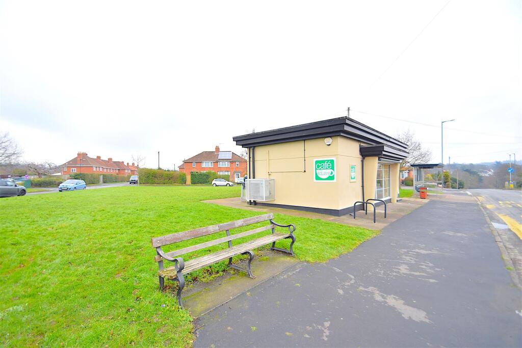 Additional property image - Shirehampton Road, Sea Mills, Bristol