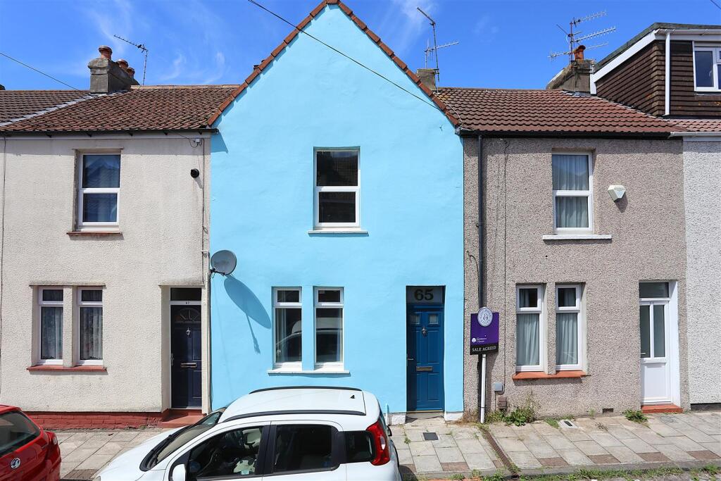 Main image of property: Bradley Crescent, Shirehampton, Bristol
