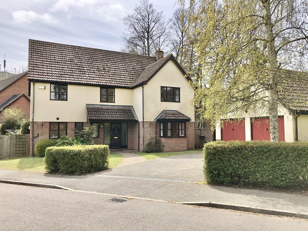 4 bedroom detached house for sale in Godfreys Wood, Melton, Woodbridge