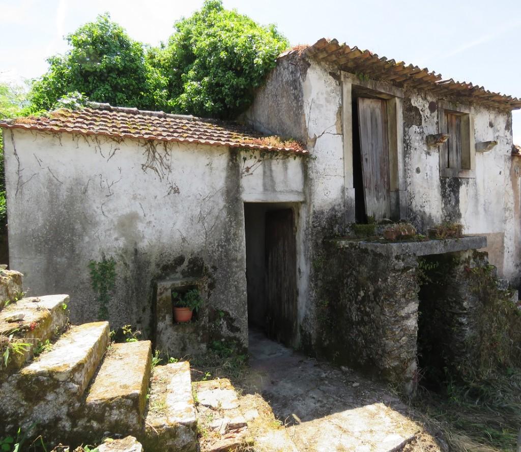 4 bedroom cottage for sale in Miranda do Corvo, Beira Litoral, Portugal