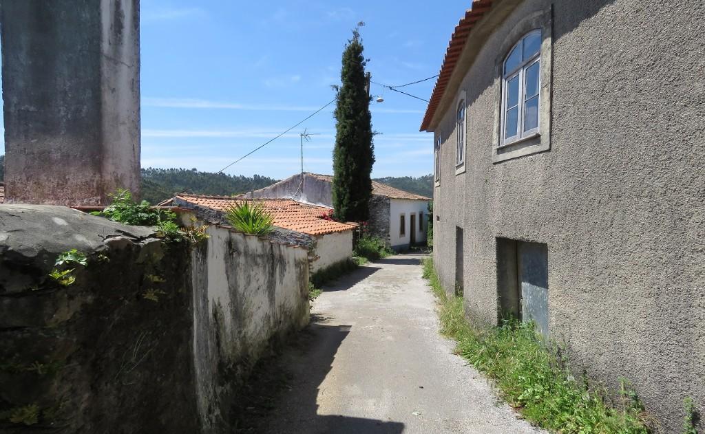 4 bedroom cottage for sale in Miranda do Corvo, Beira Litoral, Portugal