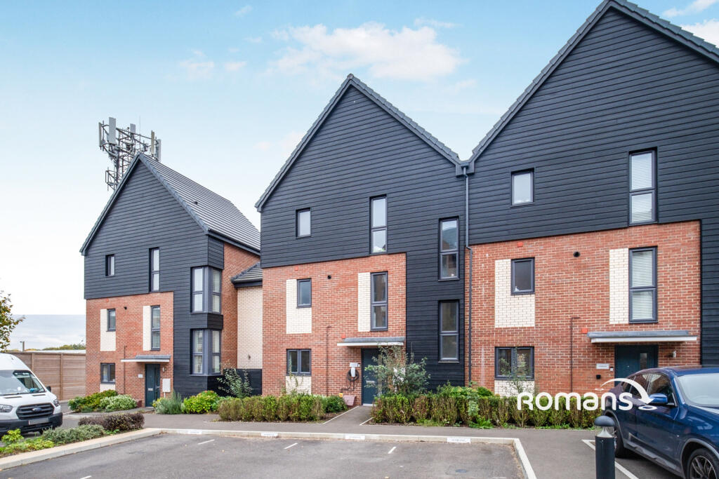 Main image of property: Station Road, Hook, Hampshire, RG27