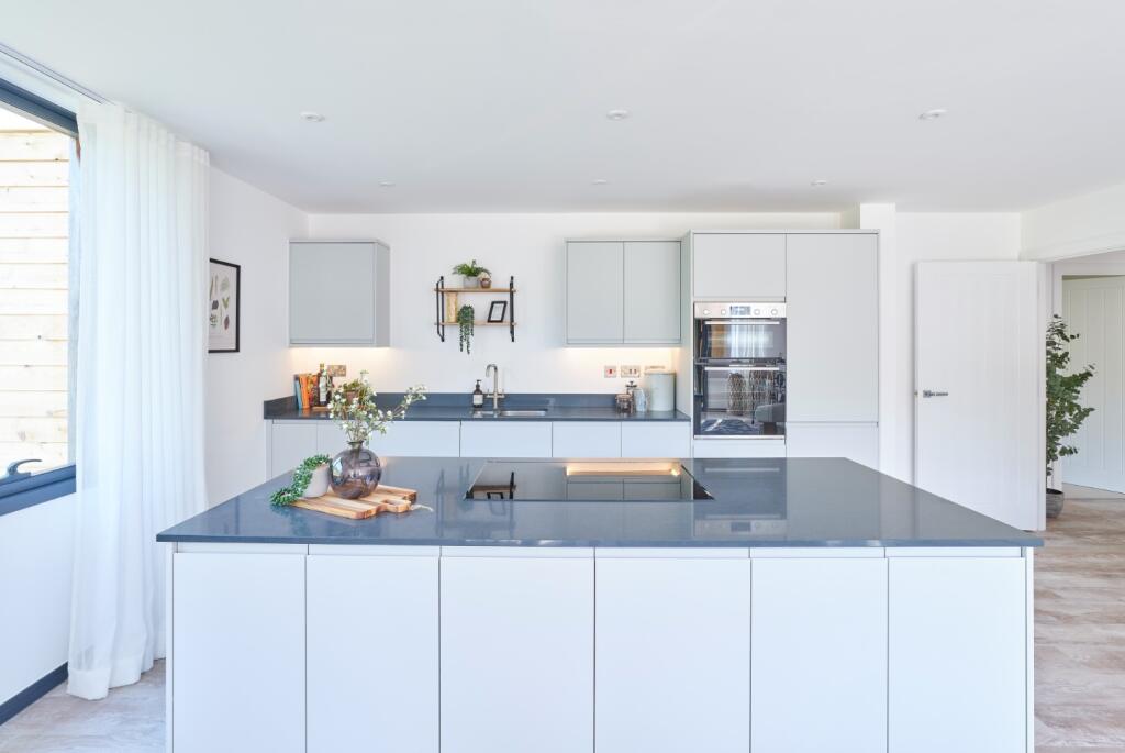 Additional property image - Skinners Hill, Camerton, Bath, Somerset, BA2