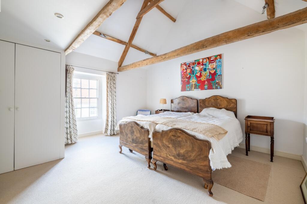 Additional property image - WELLS