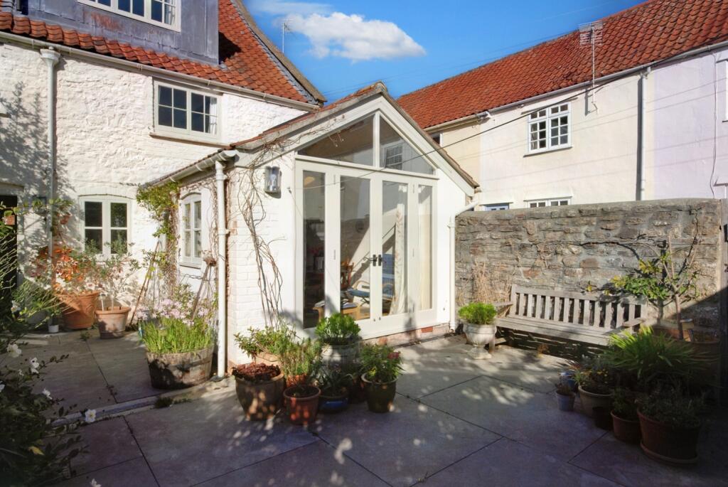 Additional property image - WELLS