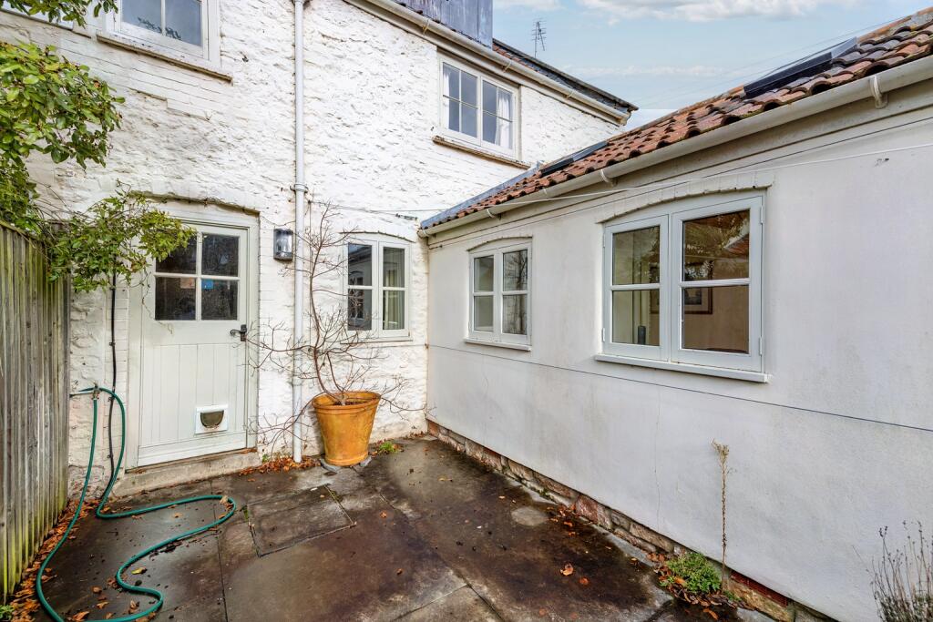 Additional property image - WELLS