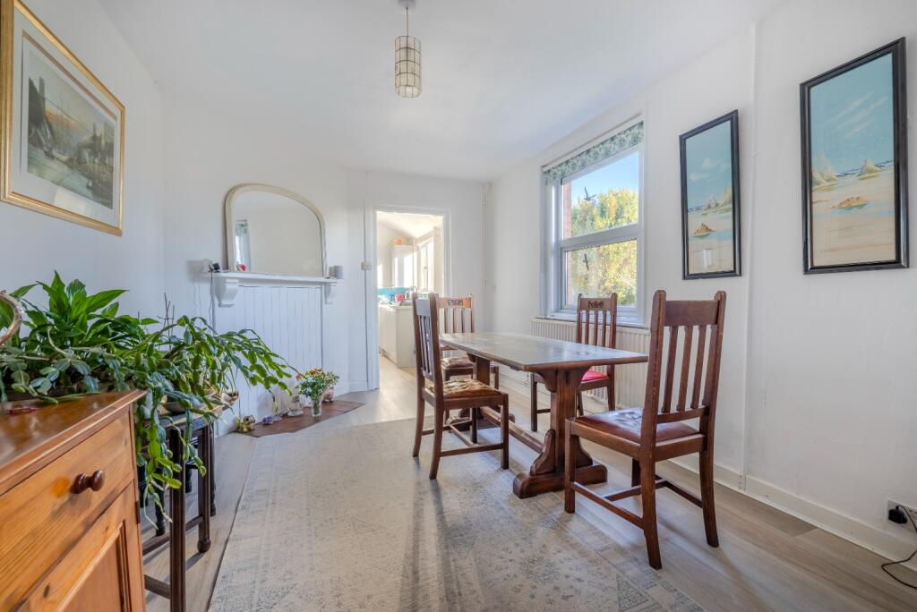Additional property image - Central Wells
