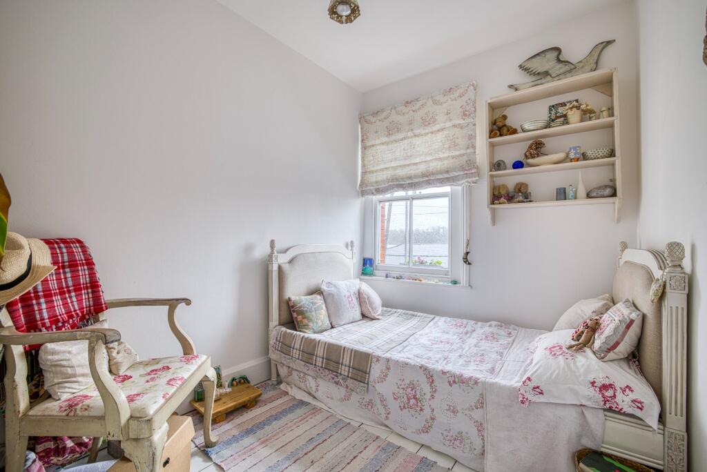 Additional property image - 700mts from Cathedral, Bath Road, Wells
