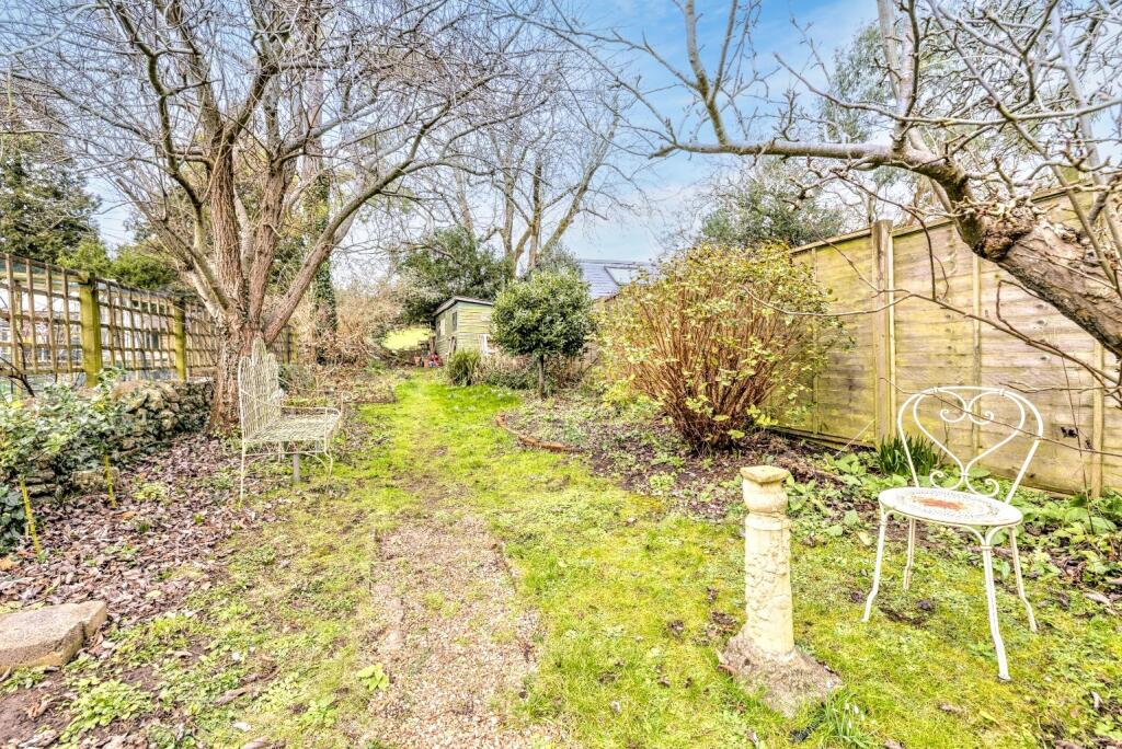 Additional property image - 700mts from Cathedral, Bath Road, Wells