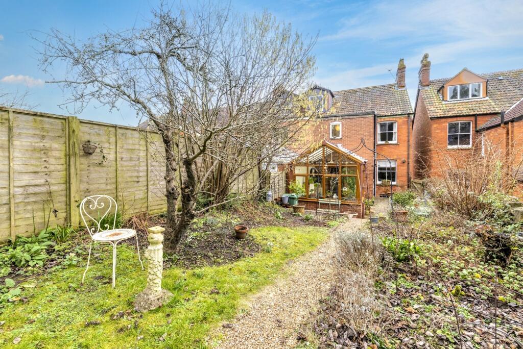 Additional property image - 700mts from Cathedral, Bath Road, Wells