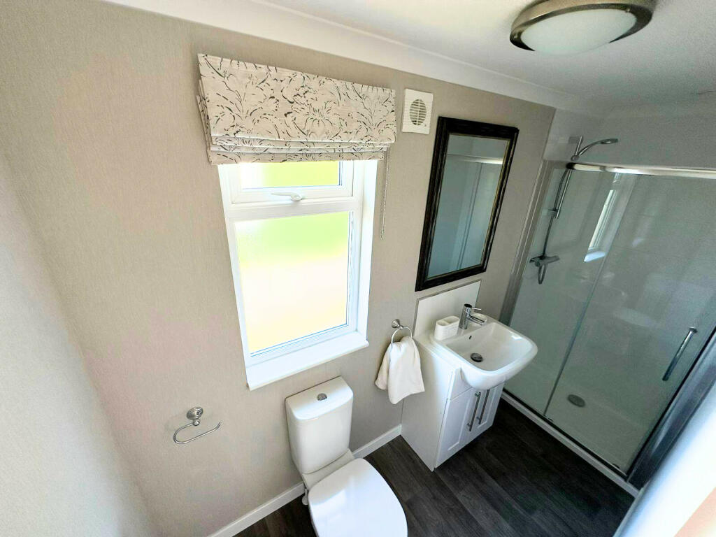 Additional property image - Chelmsford, Essex, CM3