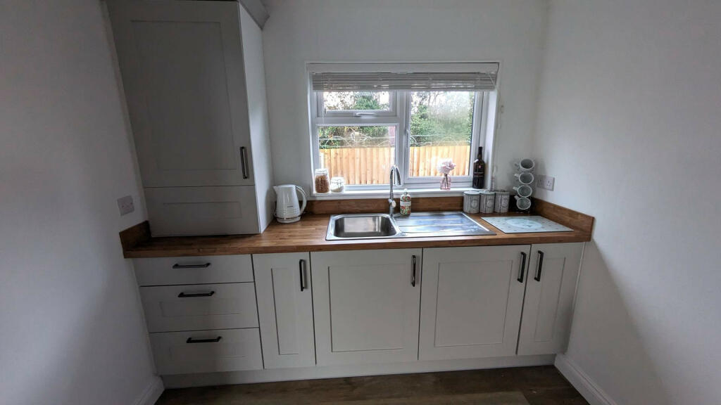 Additional image 4 of Deeside, Flintshire, CH5