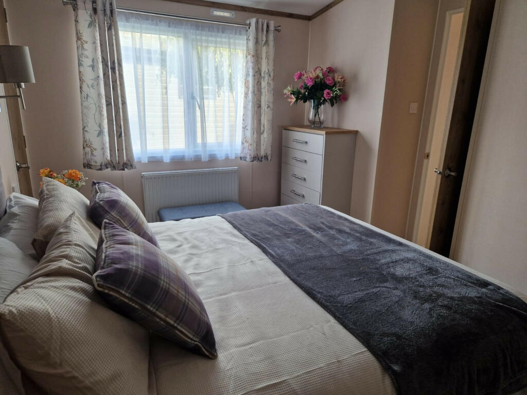 Additional property image - Colchester, Essex, CO7