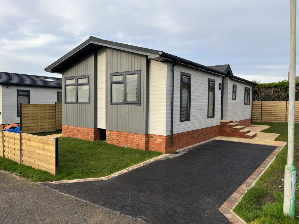 Main image of property: Totternhoe, Bedfordshire, LU6