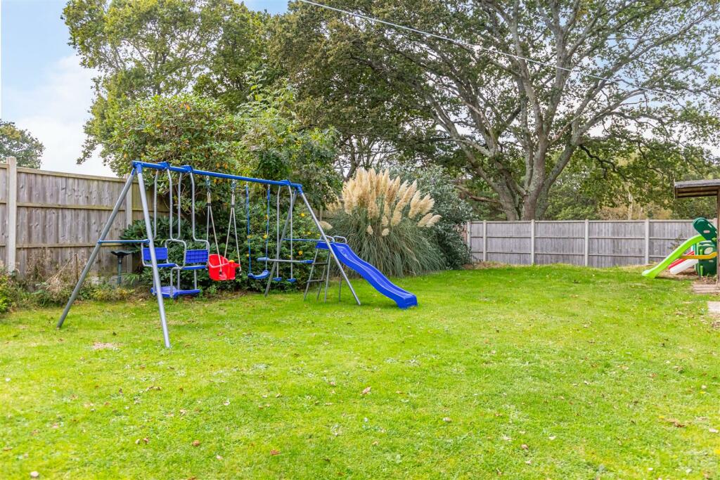 Additional property image - The Grove, Bournemouth