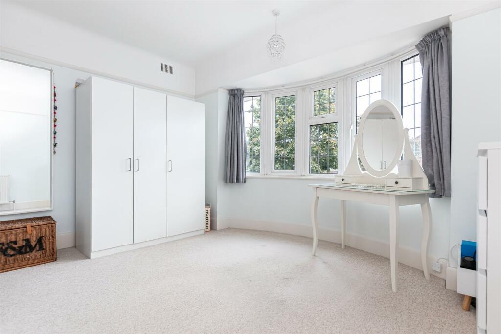 Additional property image - The Grove, Bournemouth