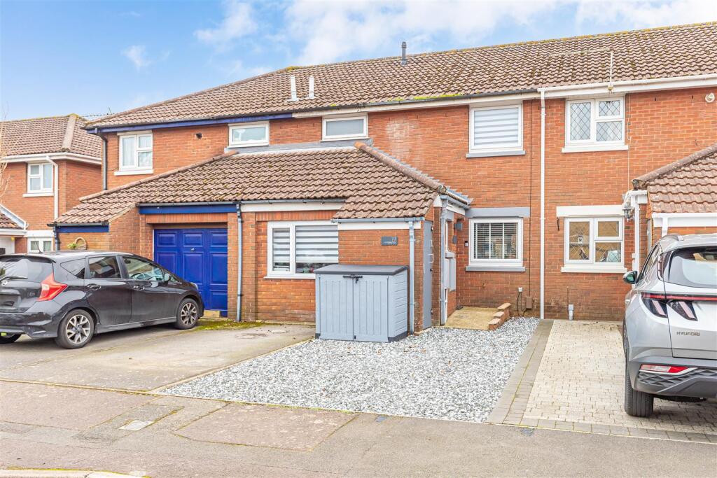 4 bedroom terraced house