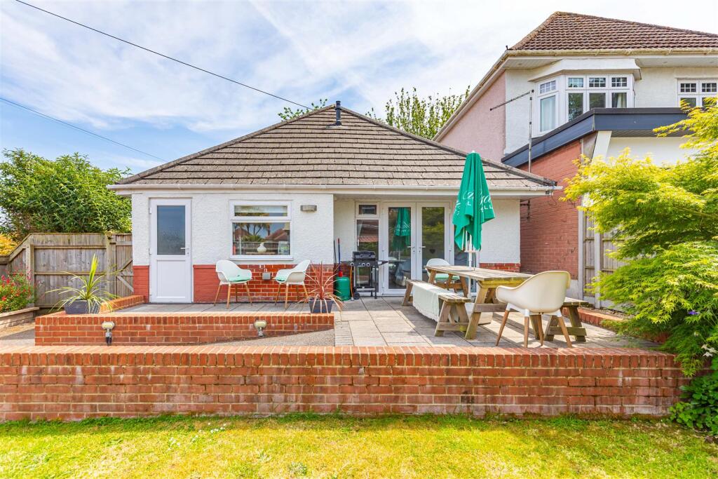 Main image of property: Spacious, Well presented, Level Access Bungalow in Elmsway