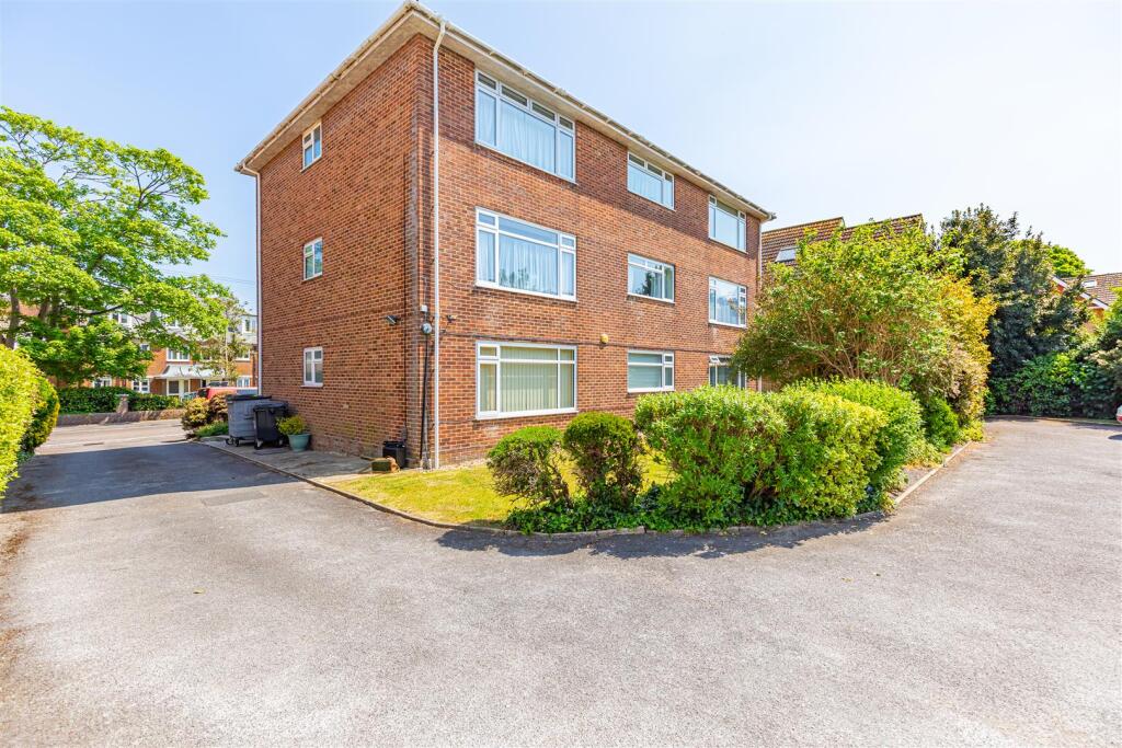 Main image of property: Southbourne Road, Bournemouth