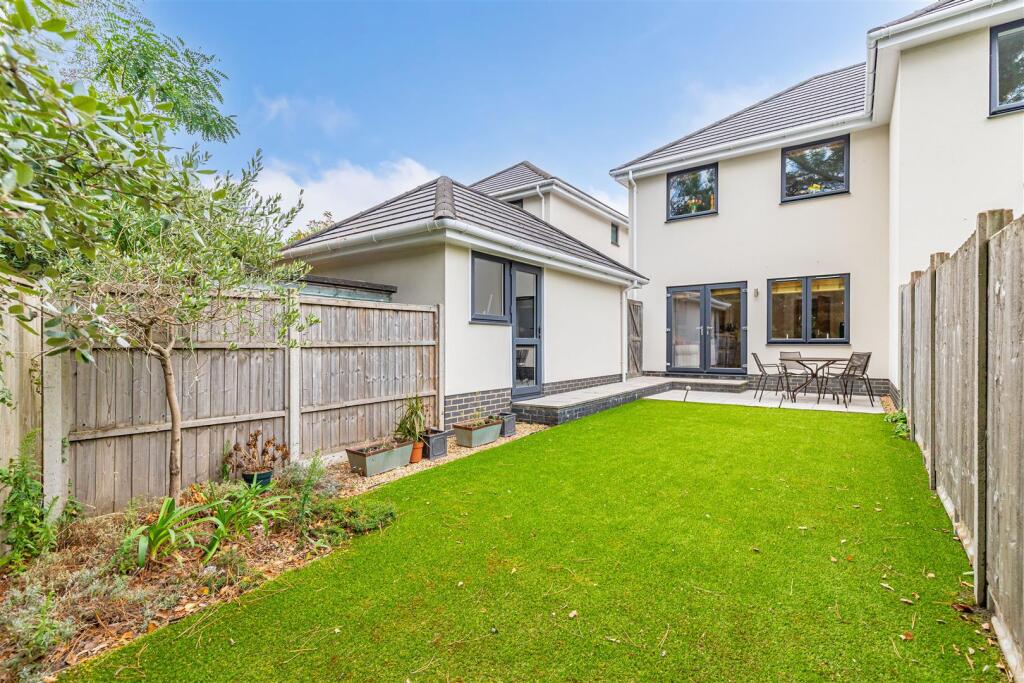 Main image of property: The Cuttings, Poole