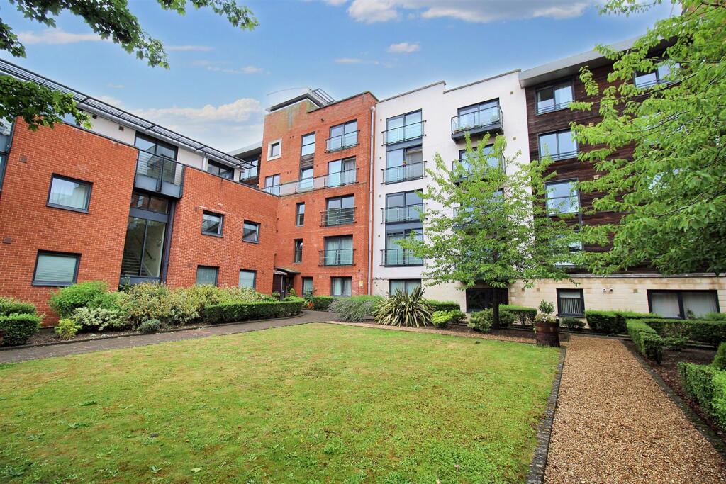 Main image of property: Chapelfield Gardens, Norwich
