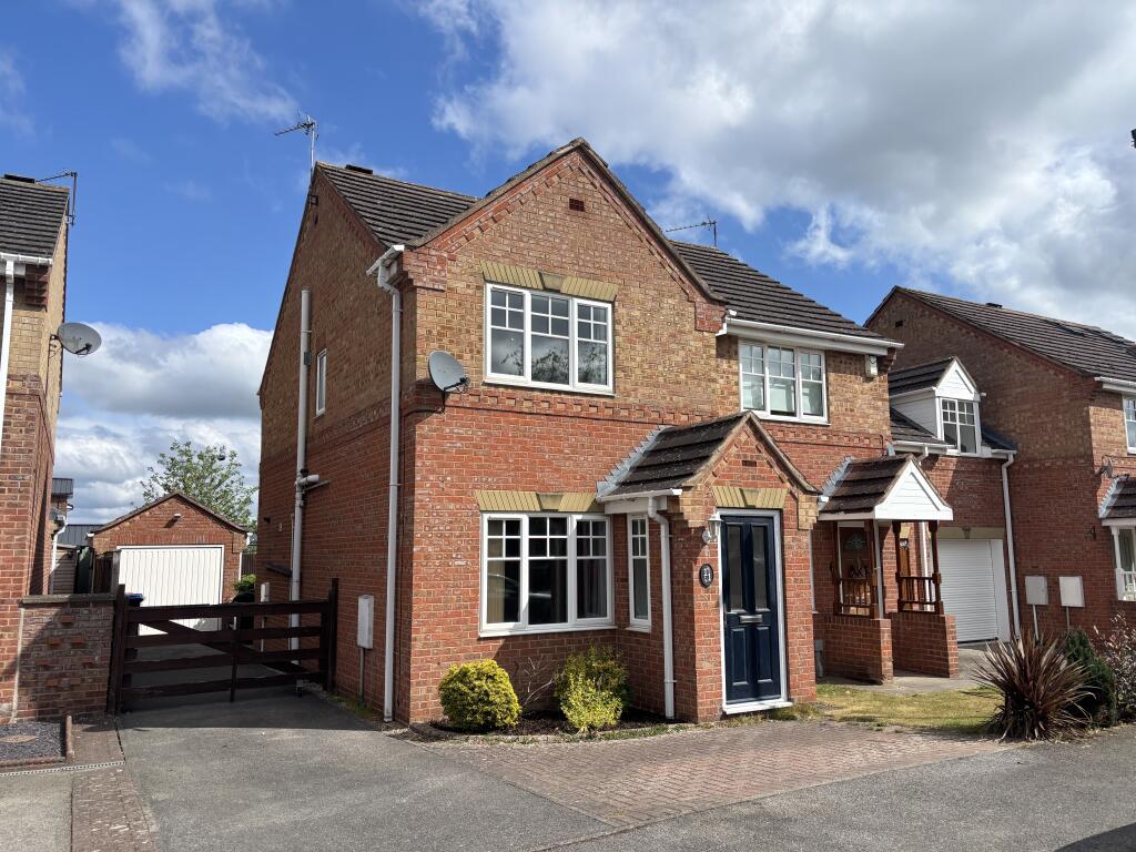 Main image of property: Field View, Norton