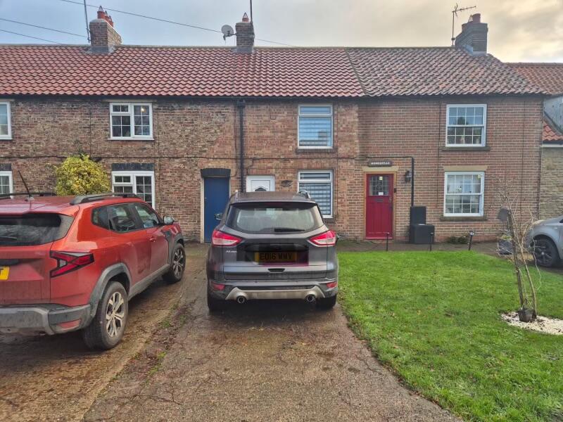 Main image of property: Weaverthorpe