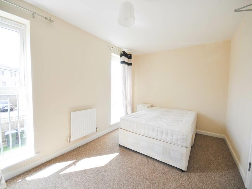 Additional property image - Aviation Avenue, Hatfield, Hertfordshire