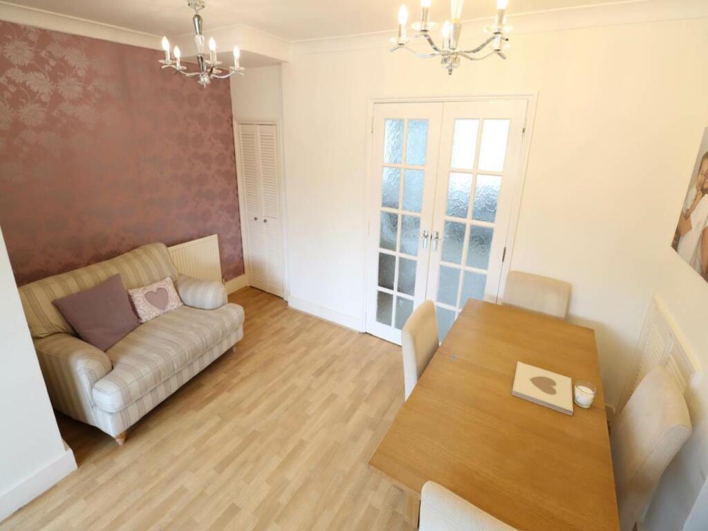 Additional property image - Heathcote Avenue, Hatfield, Hertfordshire