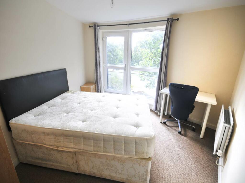 Additional property image - Aviation Avenue, Hatfield, Hertfordshire